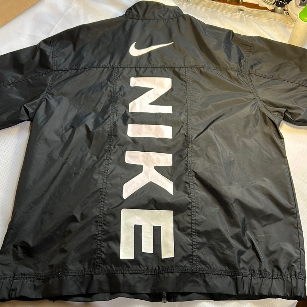 Vintage 90’s Nike Light Jacket Youth Size L(14-16) Windbreaker Retro